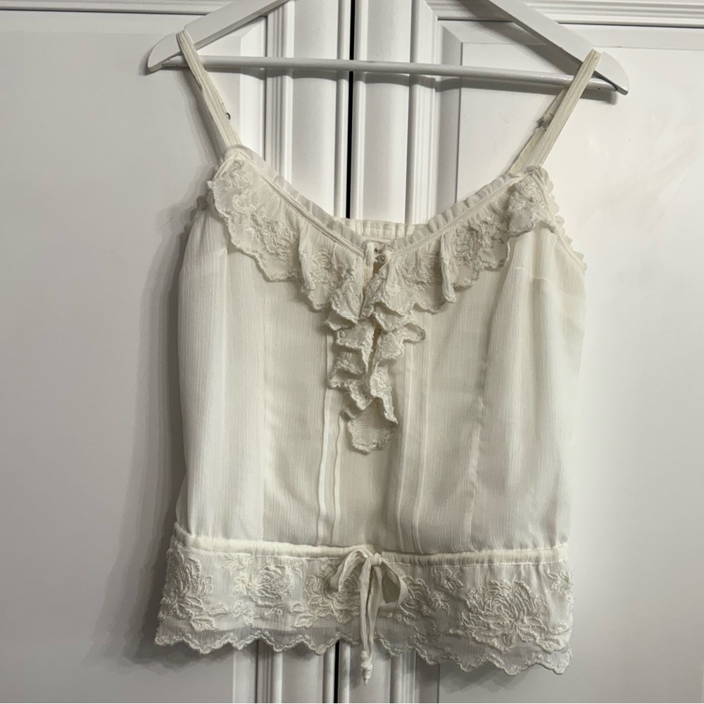 Abercrombie + Fitch Large Cream Cropped Top Spaghetti Straps Ruffles Beads Lacey